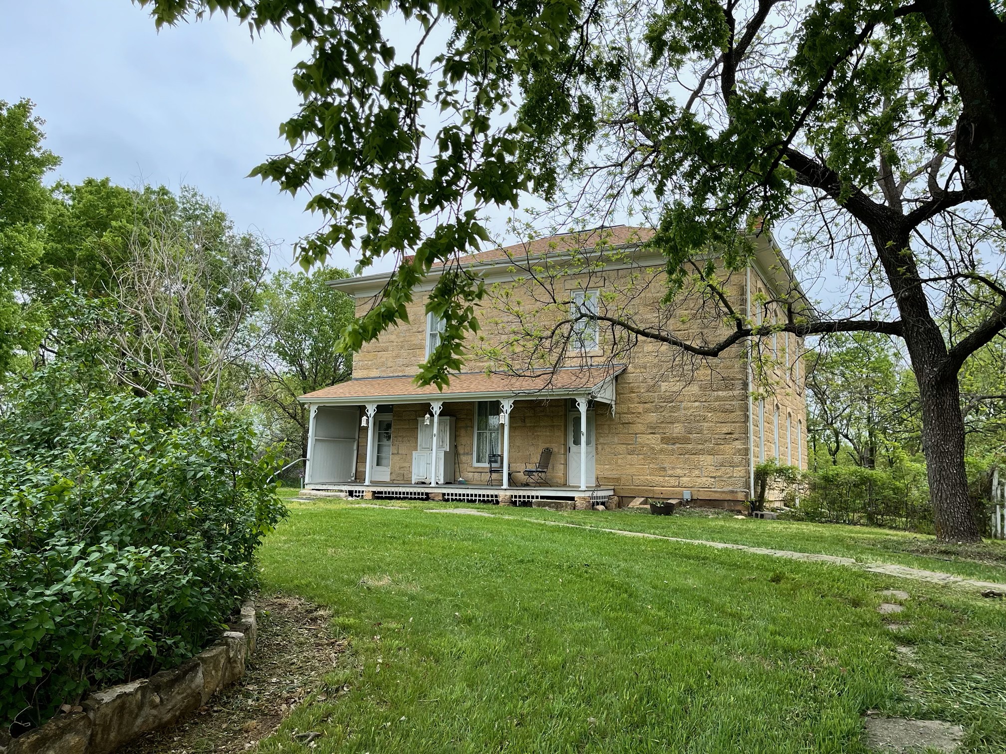 Property main image