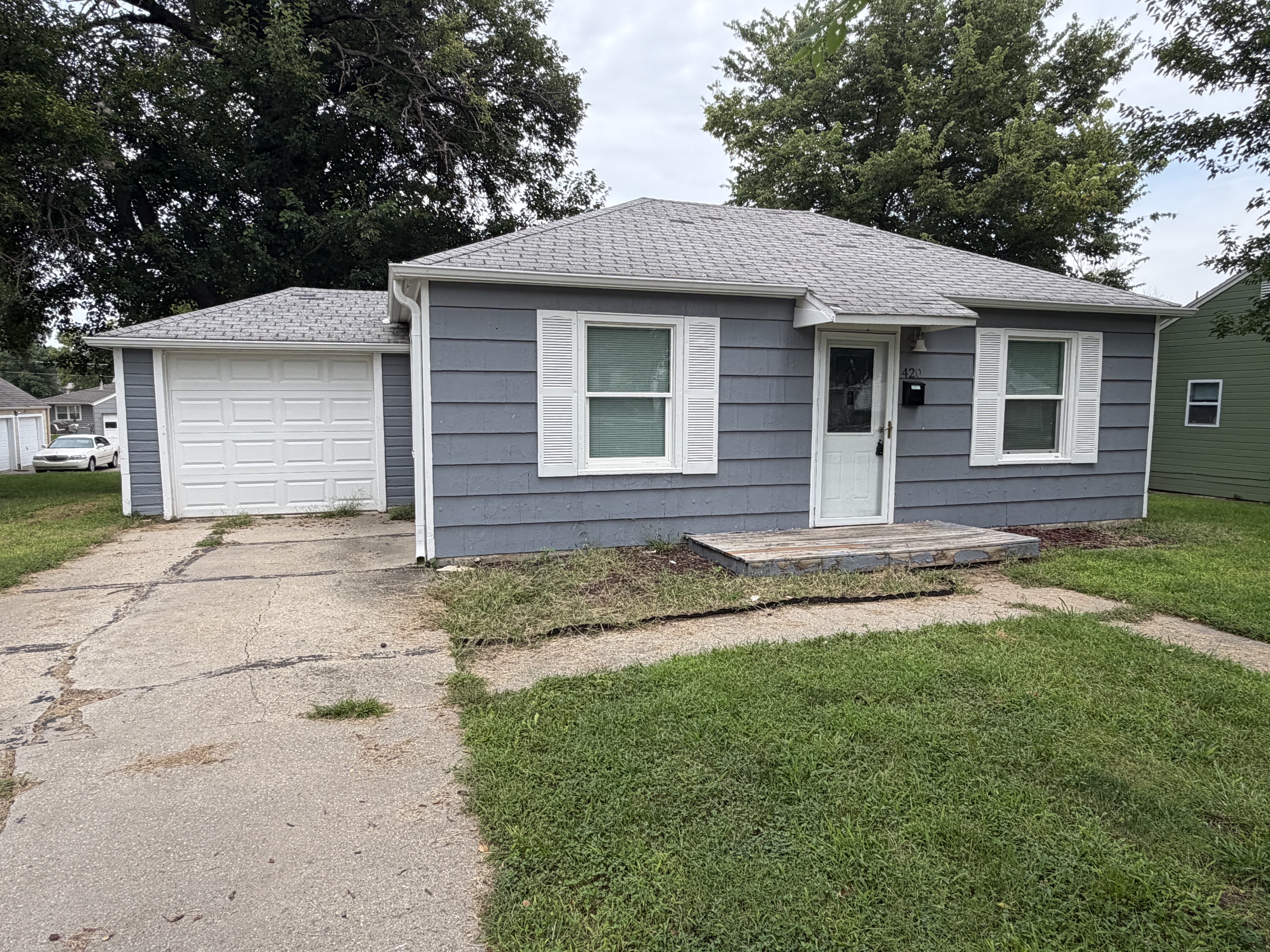 Property main image